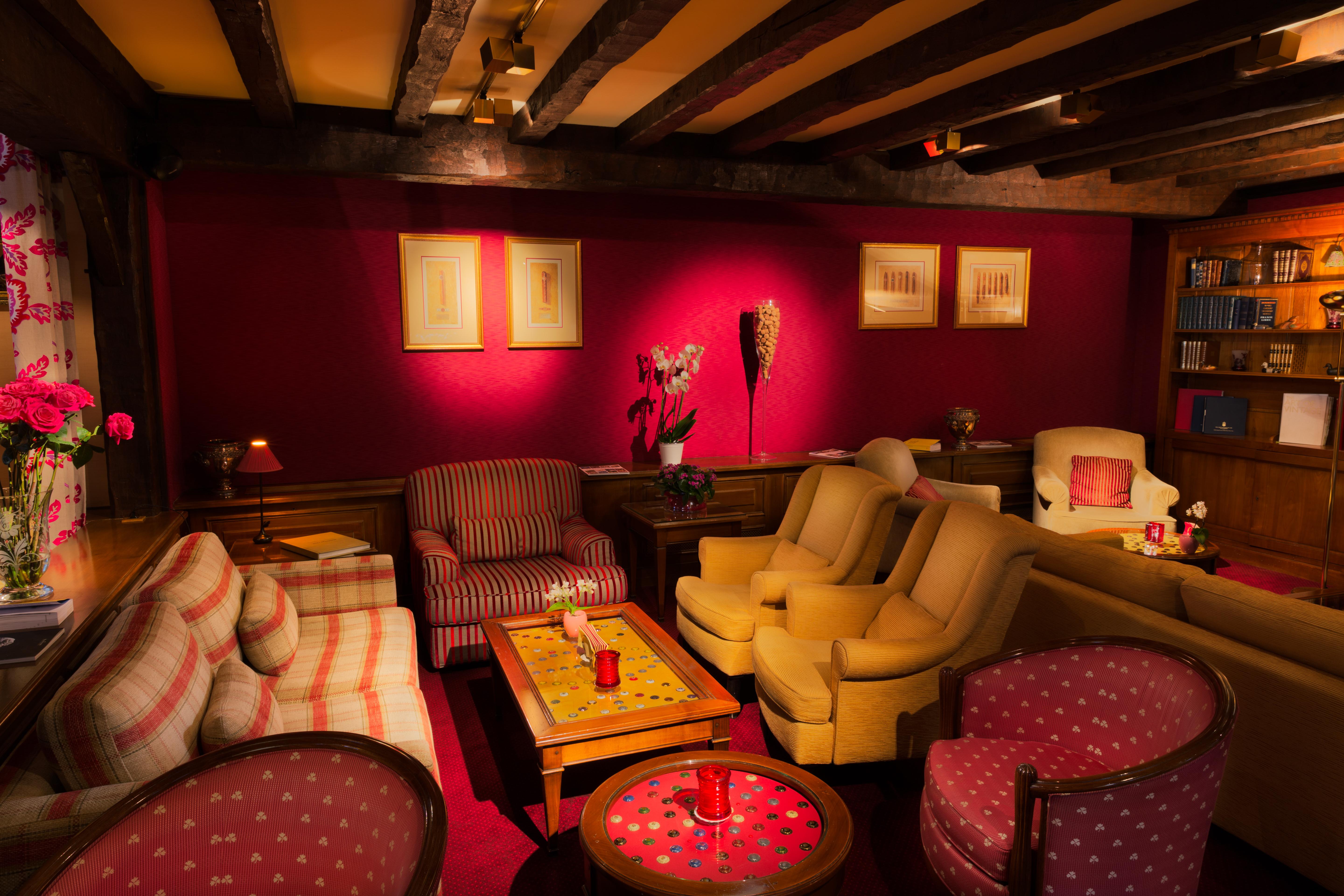 Hostellerie Briqueterie & Spa Champagne Vinay  ภายนอก รูปภาพ The interior of the hotel