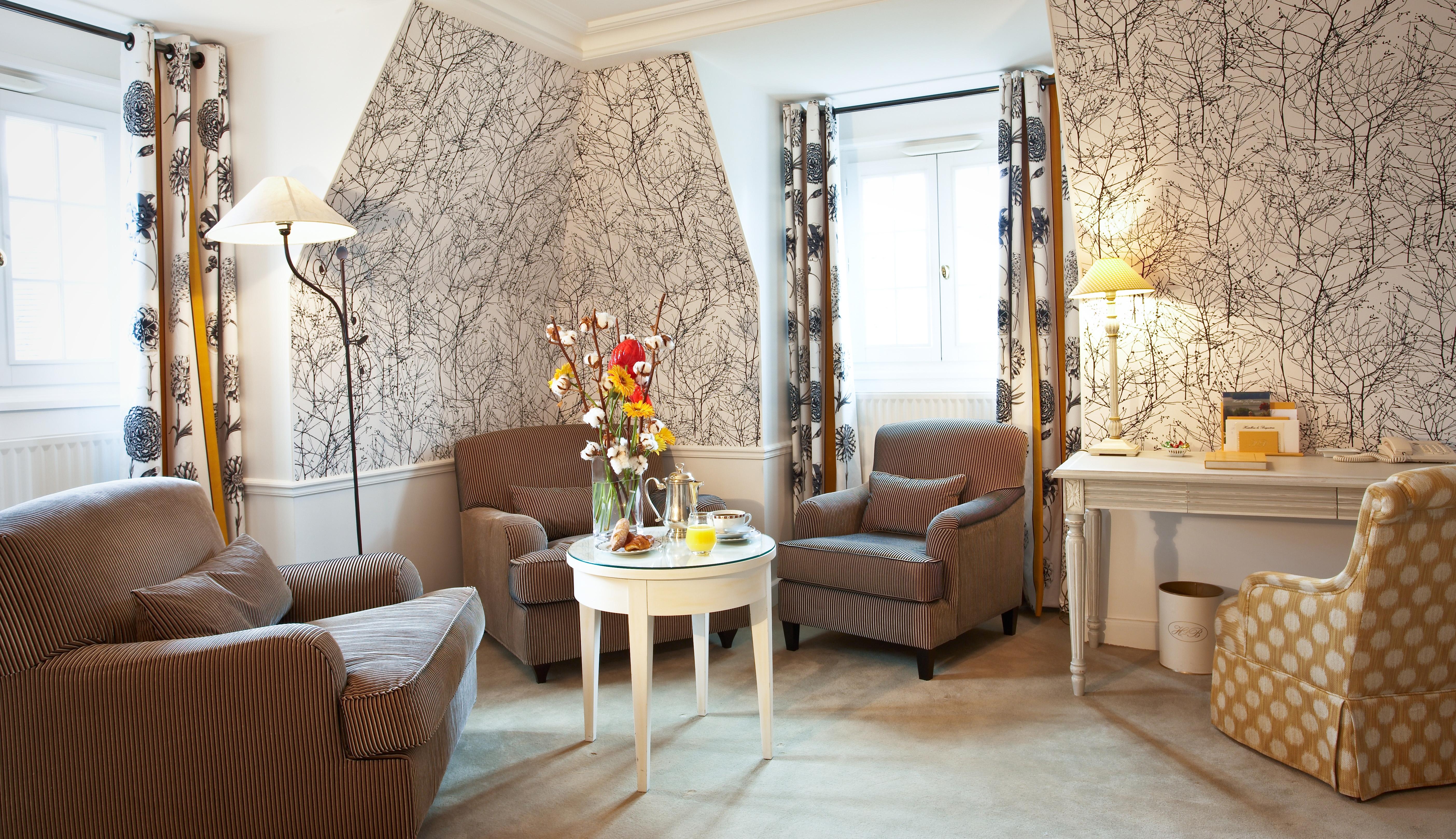 Hostellerie Briqueterie & Spa Champagne Vinay  ภายนอก รูปภาพ A suite at the hotel